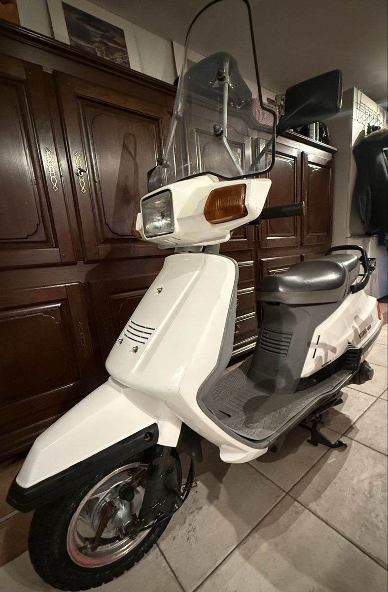 Yamaha Scooter: Scooter Yamaha 125 Béluga 4T – Usato da Vucherens venduto da Chexbres69 5