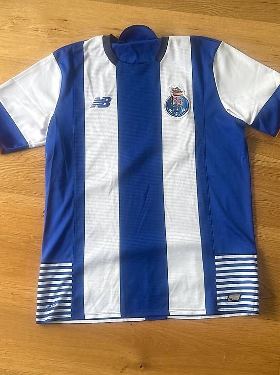 Maillots de corps & Pantalons: FC Porto Trikot – D'occasion à Arbon par kev_rth7