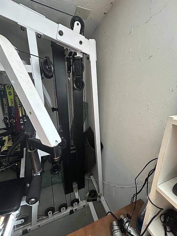 Hometrainer: Neuwertige Body Solid Kraftstation – Usato da Laupen ZH venduto da atmagym 2