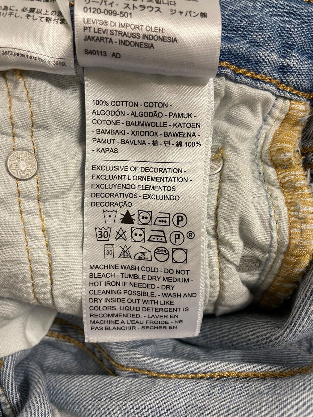 Levi's Pantaloni: Levi's 501 Jeans Shorts – Usato da Basel venduto da Robyn20 5
