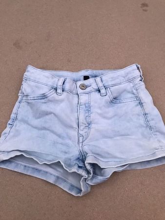 Mädchen Jeans Shorts Divided Size 32