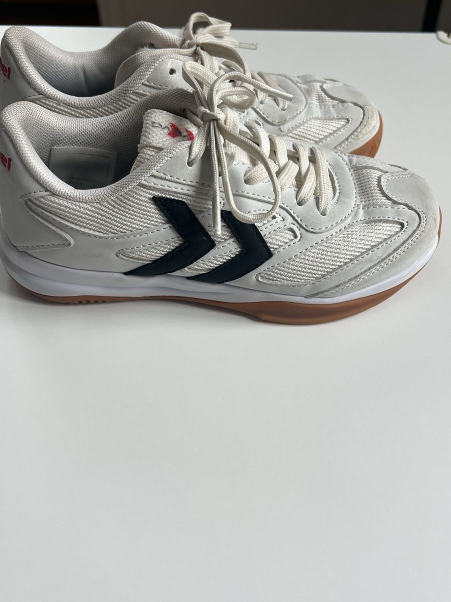 Hummel Scarpe per ragazzi: Hummel Hallenschuhe 36 – Usato da Basel venduto da mingebrand