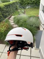 Abus Frau Velo Helm