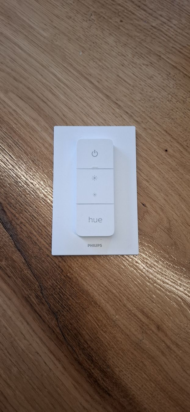 Philips Interruttori: Philips Hue Dimmer Switch – Usato da Guntershausen venduto da Jtattoo