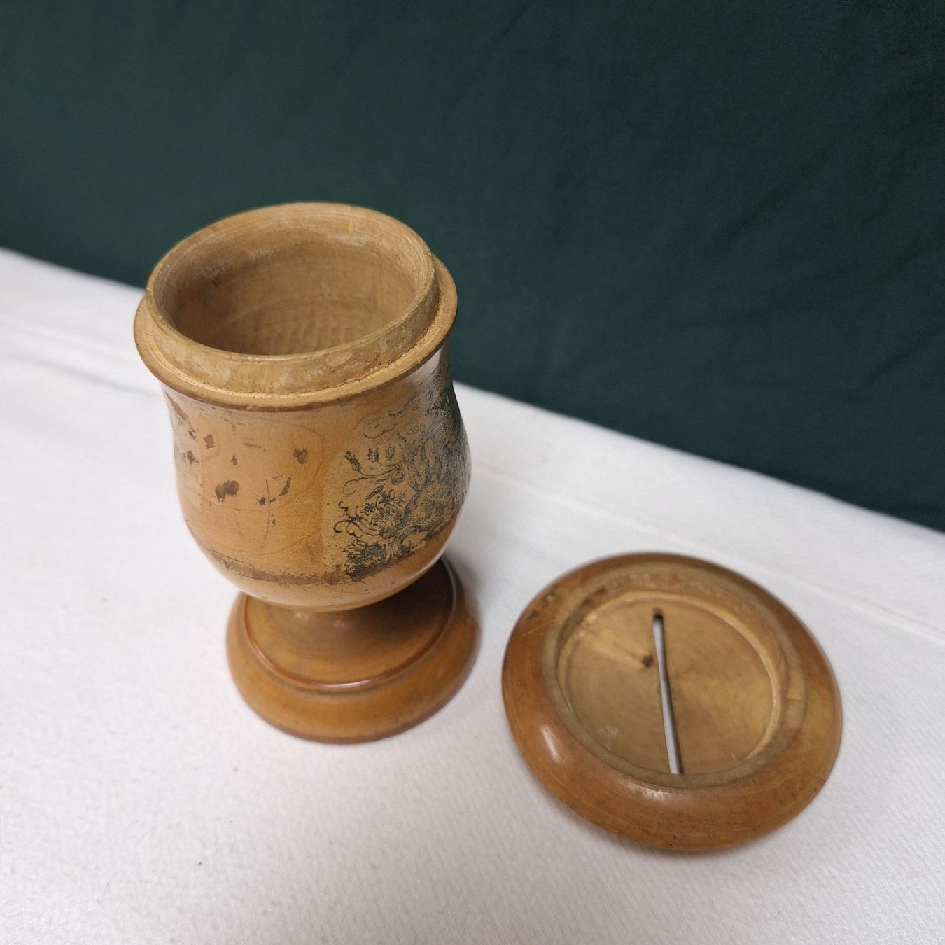Spardosen: Antike Spardose Holz mit Bild, Spruch – Gebraucht aus Winterthur von Goldpipau 2