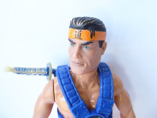 Hasbro Statuette: Toller Samurai mit Schwert, ca. 29,0cm, Hasbro 1995 – Usato da Turbenthal venduto da Nautop