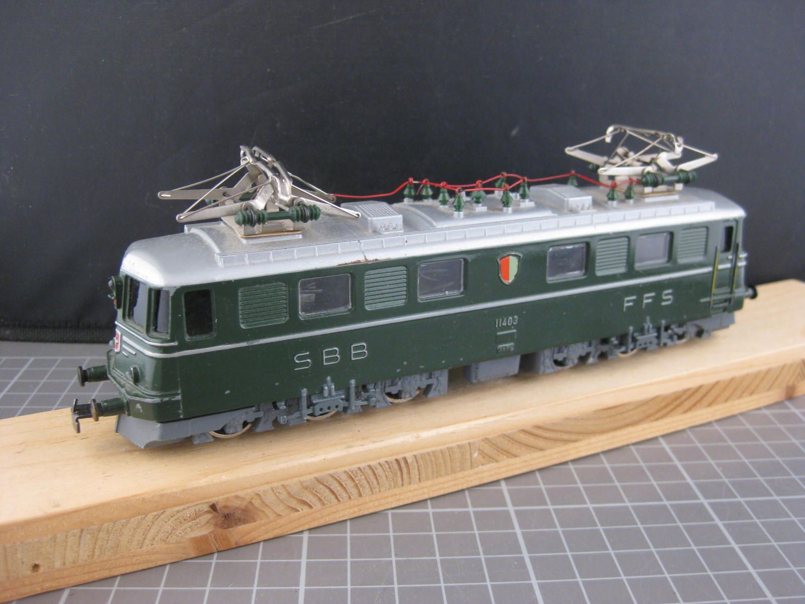 Hag Modellini di ferrovie: HAG alte SBB Ae 6/6 – Usato da Malters venduto da Marosko