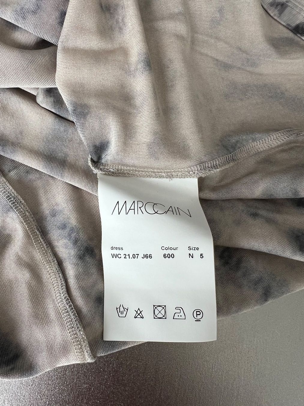 Marc Cain Kleider: Kleid von Marc Cain – Gebraucht aus Remigen von Orlana7 4