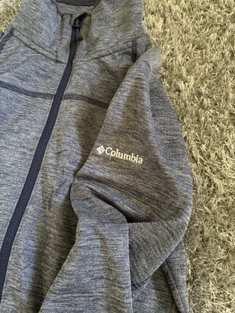 Columbia Maglioni & Felpe: Columbia Fleece Jacket grey size M – Usato da Brislach venduto da edu_t6pq 2