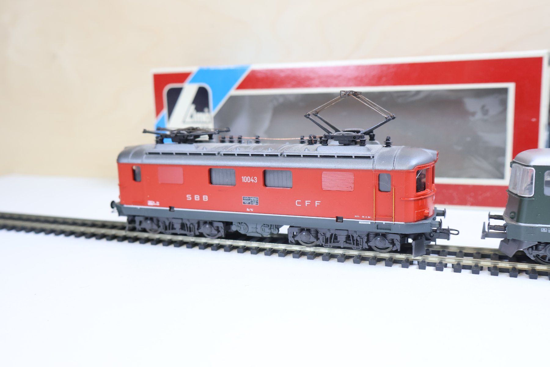 Lima Modellini di ferrovie: Lima Doppelpack 2 x SBB Re 4/4 E-Lok H0 DC - Schöne Modelle – Usato da Winterthur venduto da Monstera 7