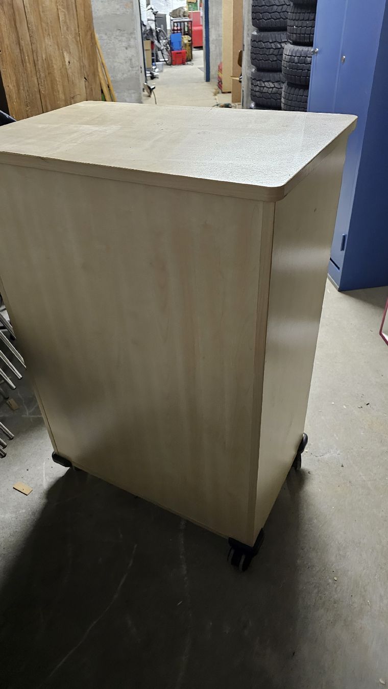 Korpus: Büro Rollcontainer mit Rolladentüre – Gebraucht aus Rheinfelden von Moeoep 2