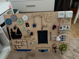 Busy Board Holz Lernspielzeug gebraucht