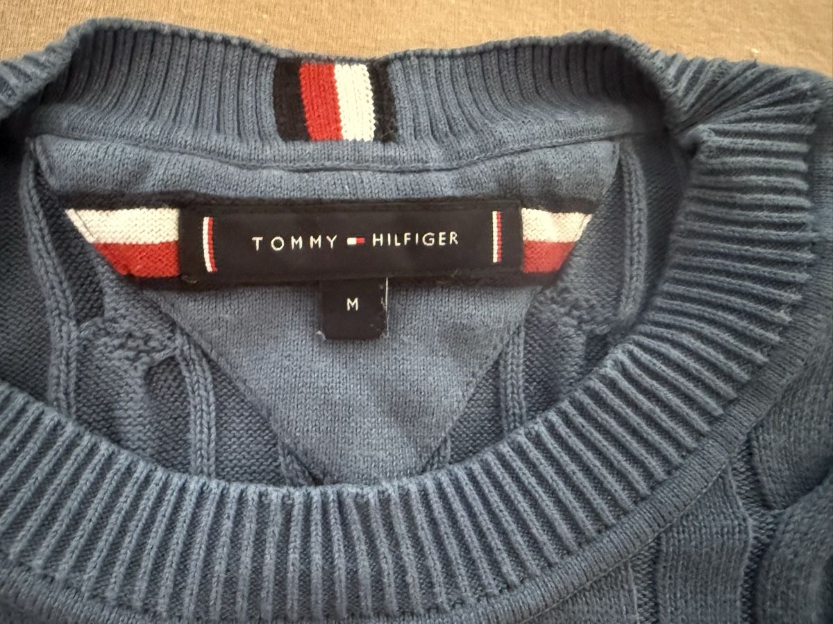 Tommy Hilfiger Pullover & Sweatshirts: Tommy Hilfiger Pullover Gr. M  – Gebraucht aus Uzwil von Weihnachtsgnom 2