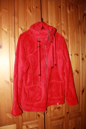Veste polaire rouge