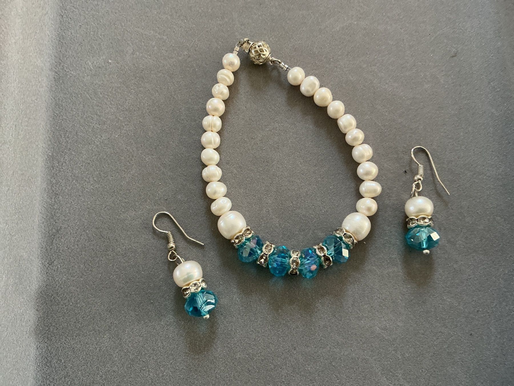 Bracciali & Braccialetti: Perlen Armband und Ohrringe – Usato da Wettingen venduto da Andres54 2