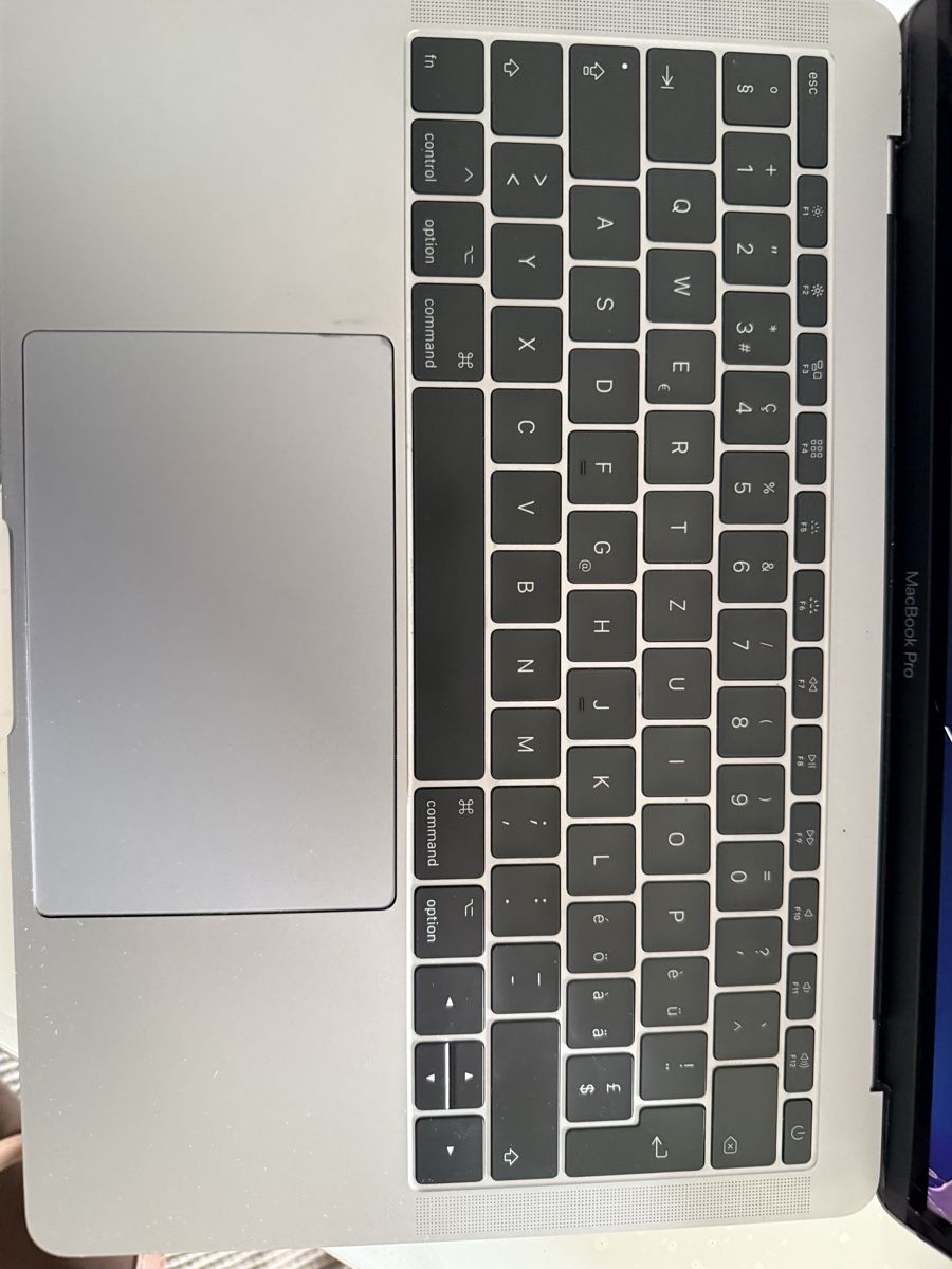Apple PC: Lot de 4 MacBook Pro de 2017 – Difettoso da La Chaux-de-Fonds venduto da hed_27yb 9