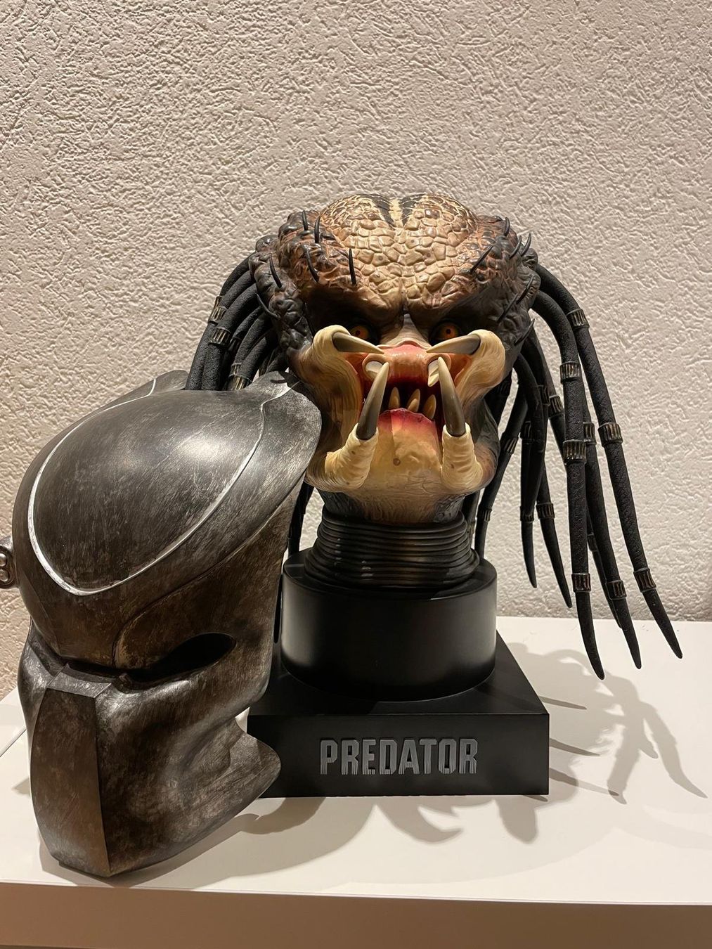 Statuette: Predator – Ultimate Hunting Trophy Big Head Bust – Usato da Baden venduto da FereBede 5