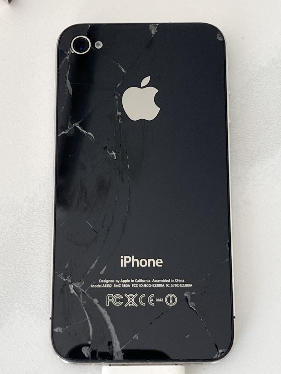 Apple Handys / Smartphones: iPhone 4s schwarz defekt  – Defekt aus Winterthur von ChicMarkt 2