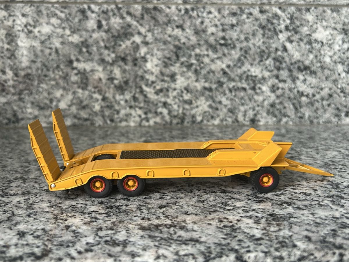 Modellautos: 3 Achs Tiefbett , 1:50 – Gebraucht aus Horw von Tigercat635 2