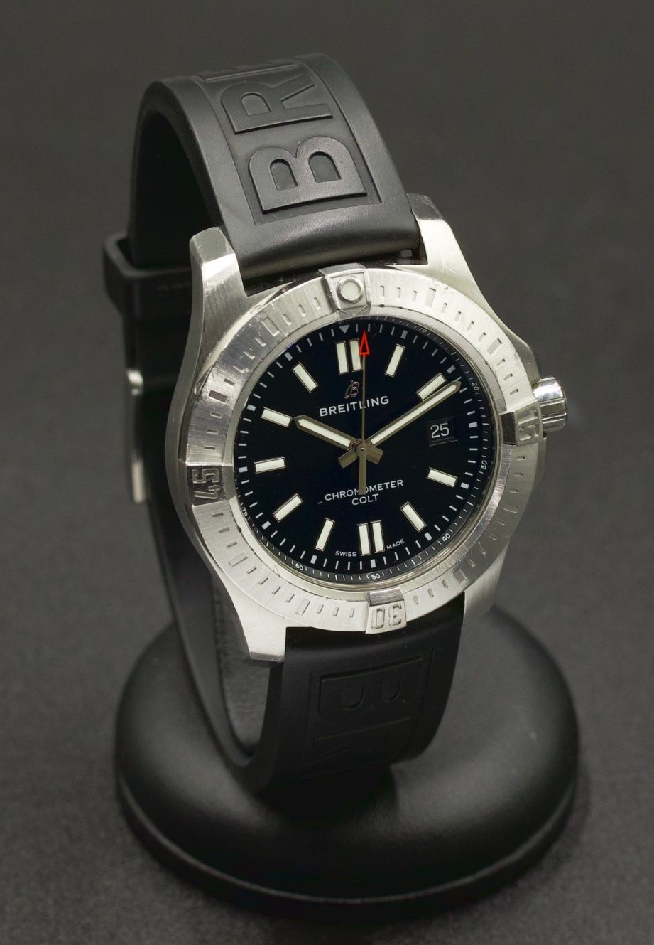 Breitling Uhren: Breitling Colt Automatic 44 Black dial - Full set 2019 – Gebraucht aus Lausanne von Tawatch 2
