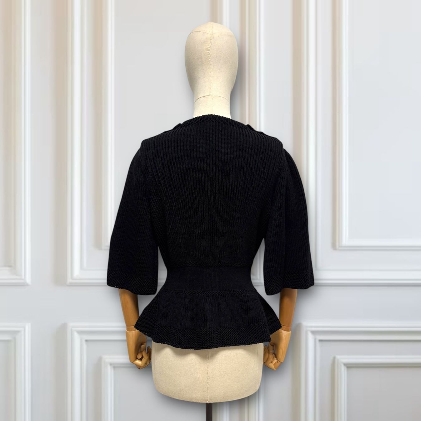 Chanel Maglioni & Felpe: CHANEL Strickpullover schwarz Gr. 42 – Usato da Binningen venduto da Designerlabels 2
