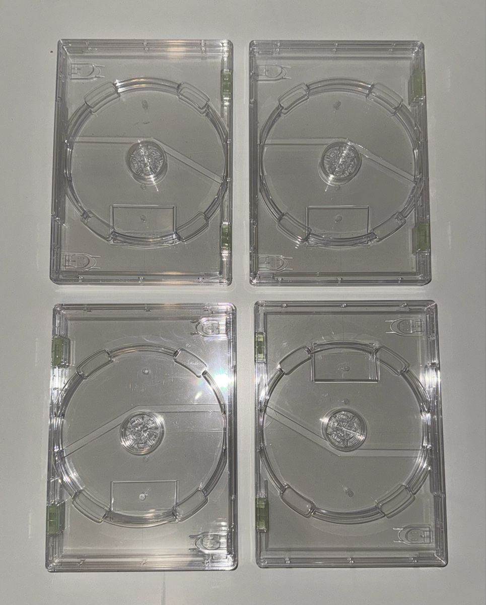 Tous les DVDs: 4 DVD Cases Clear Plastic – D'occasion à Les Avanchets par ang_qqx6 1