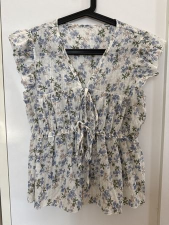 Luftiges Blumenshirt Gr.L