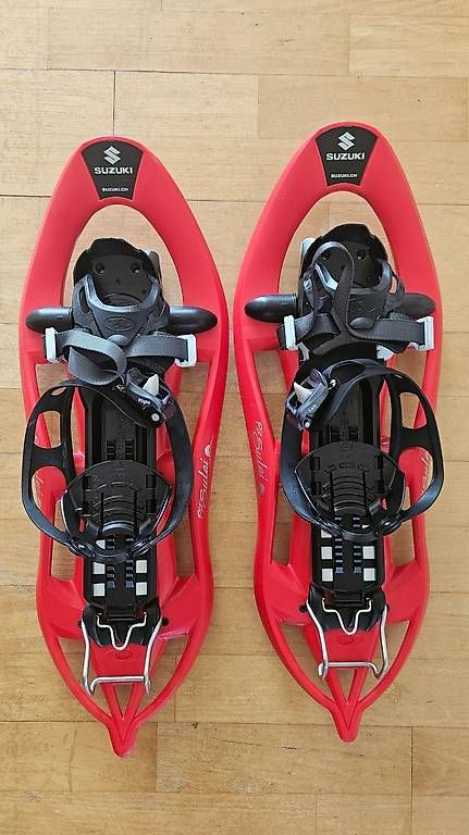 Scarpe da uomo: 2 Paar Schneeschuhe - Set, 60cm x 25cm – Usato da Wil SG venduto da Dasche