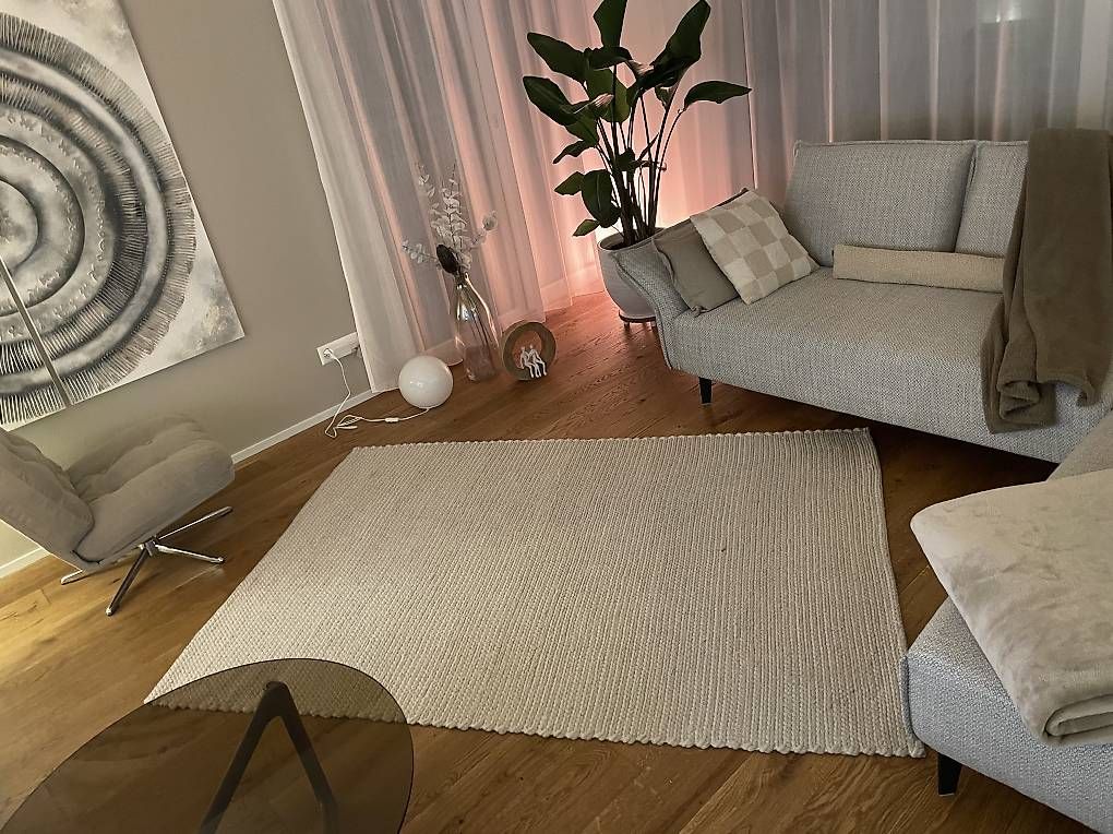 Teppiche: Neuwertiger Teppich Creme-Beige – Gebraucht aus Alberswil von Sanstef11 2