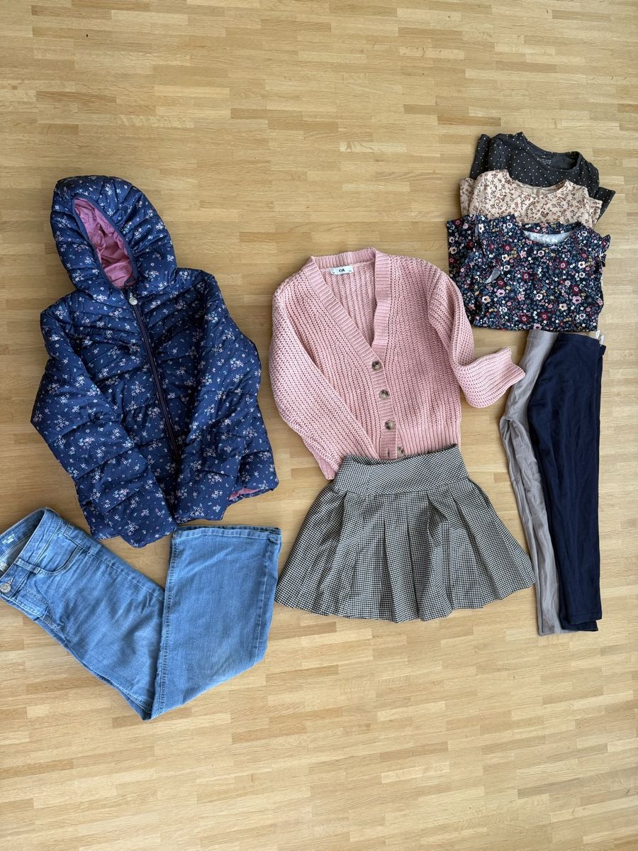 Lotti & Set di vestiti: Mädchen Kleider set gr.140 9 Teile – Usato da Winterthur venduto da -BeHappy24- 1