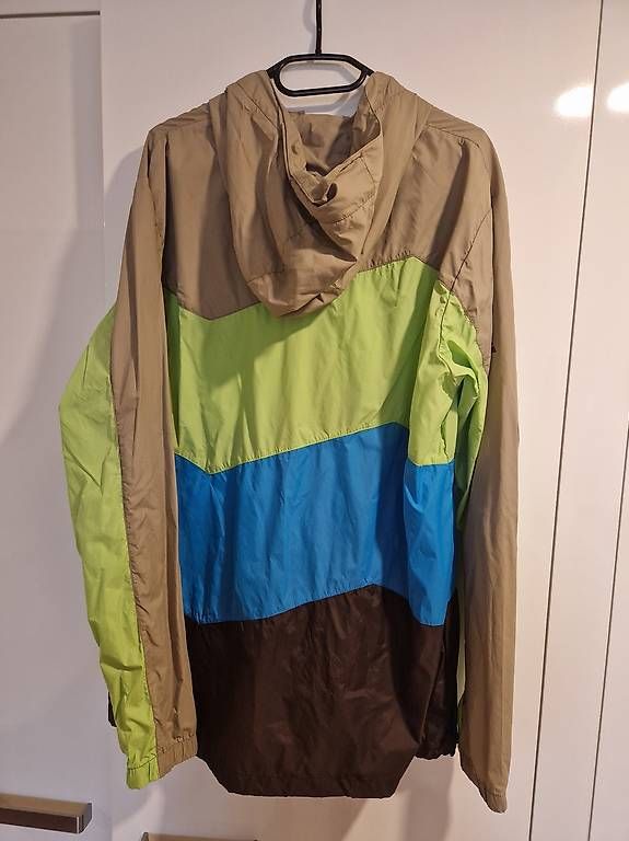 Giacche: Zimtstern Windjacke (Grösse L) – Usato da Winterthur venduto da TOPM 1