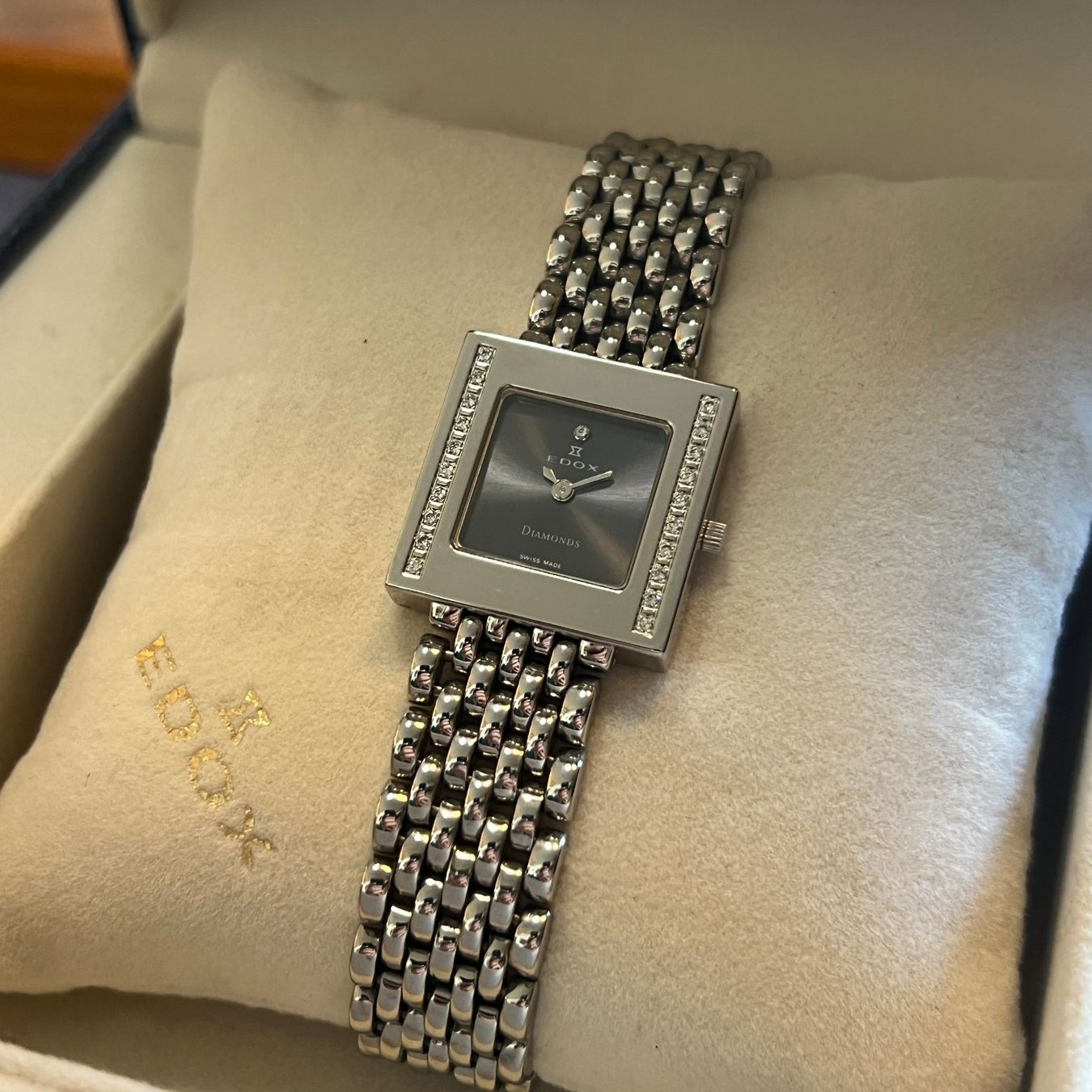 Edox Orologi: Edox Lady Diamond Set Bezel Full Set – Usato da Carouge GE venduto da Watchaser 2
