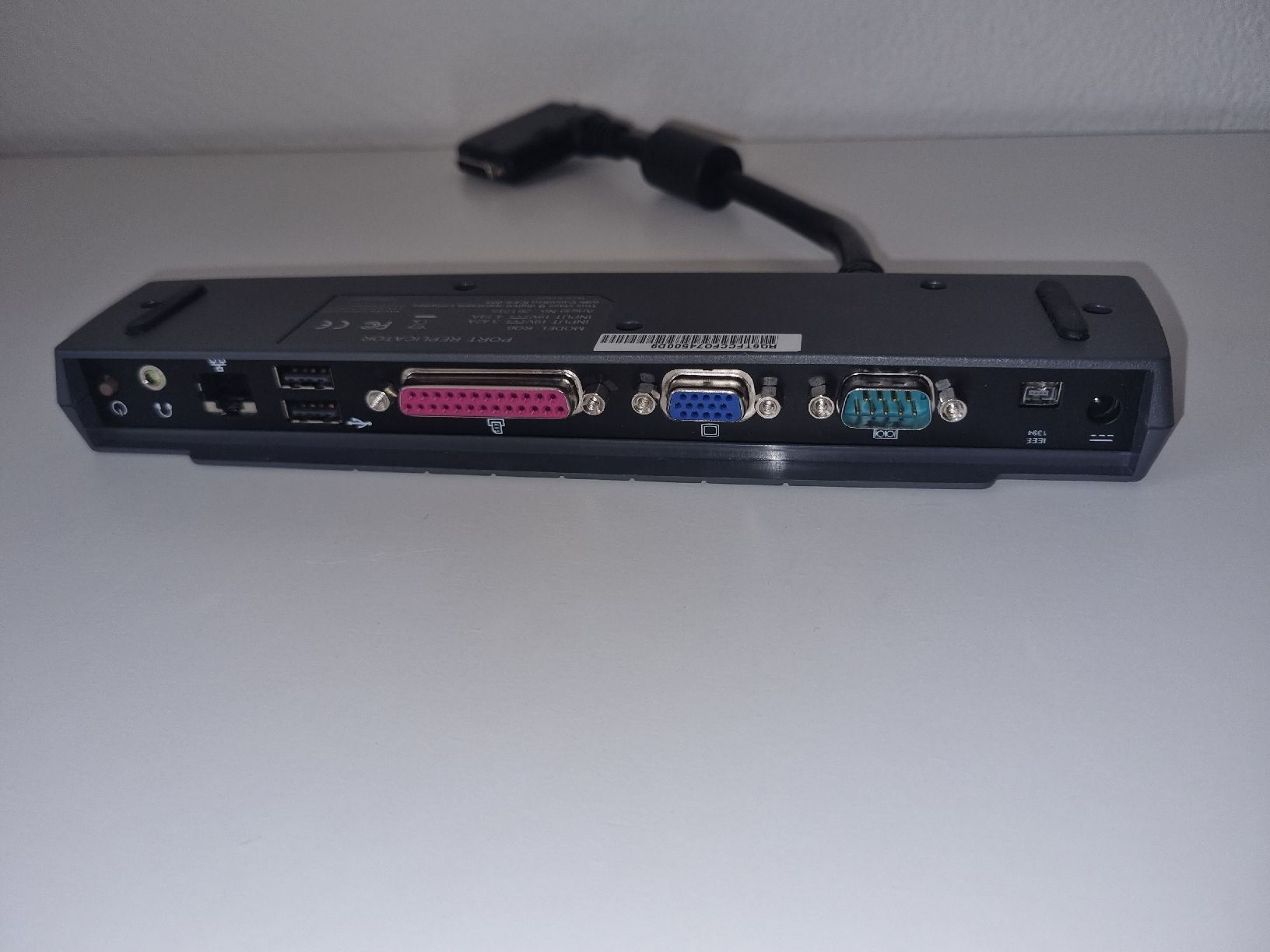 Dockingstation: MAXDATA Port Replicator RO6  – Gebraucht aus Chur von Beimirhates 2