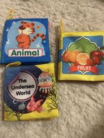 Lot de 3 livres en tissu pour bébés/enfants en bas âge.