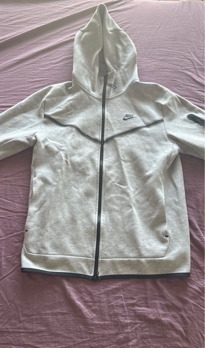 Jacken: Nike Tech Fleece – Gebraucht aus Lufingen von yaw_5swk