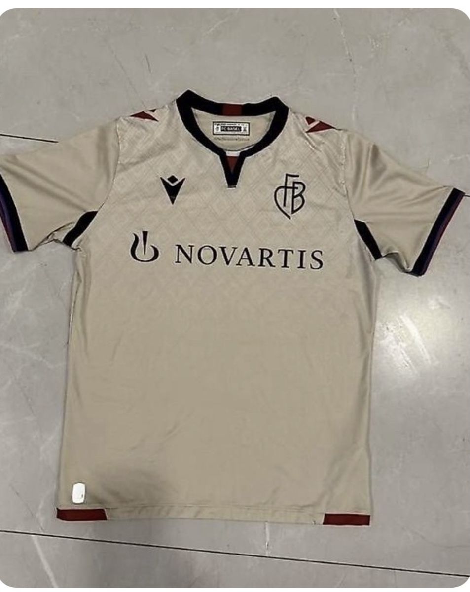 Canottiere & Pantaloni: FC Base Trikot Saison 22/23 – Usato da Basel venduto da kleinerprinz