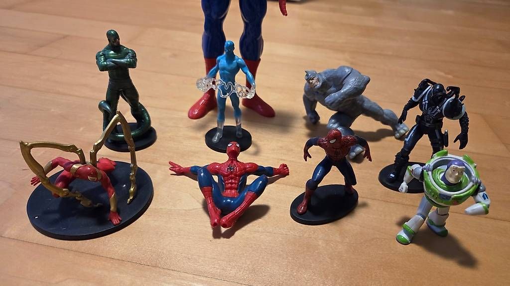 Marvel Statuette: 9 Superhelden Figuren Sammlung Marvel – Usato da Wettingen venduto da yyyy81 1