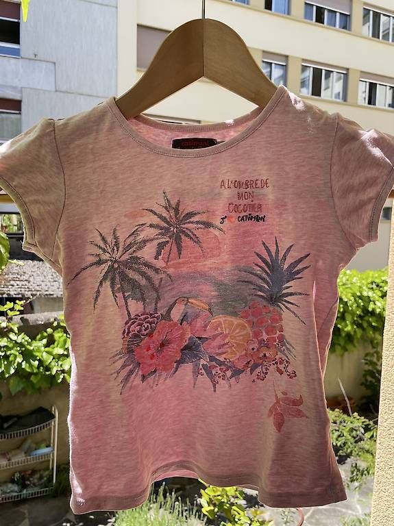 T-shirt: Divers T-shirts enfant 6.-/pièce – Usato da Genève venduto da dia_tj6j 2