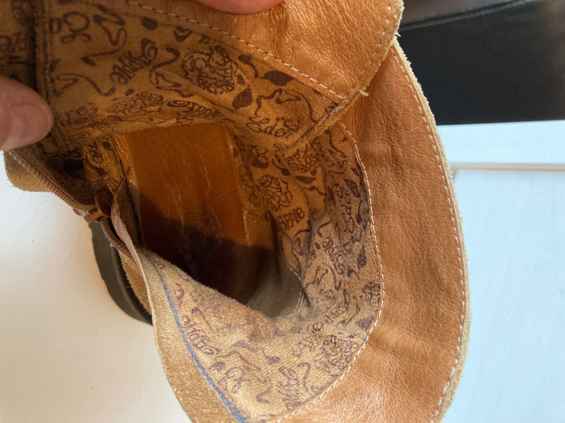 Scarpe da donna: Boots ungefüttert – Usato da Luzern venduto da Florentina 5