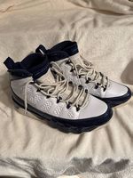 JORDAN 11
