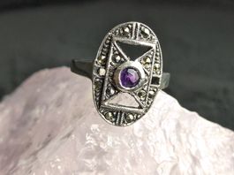 Ring Silber 925 mit lilafarbenem Stein