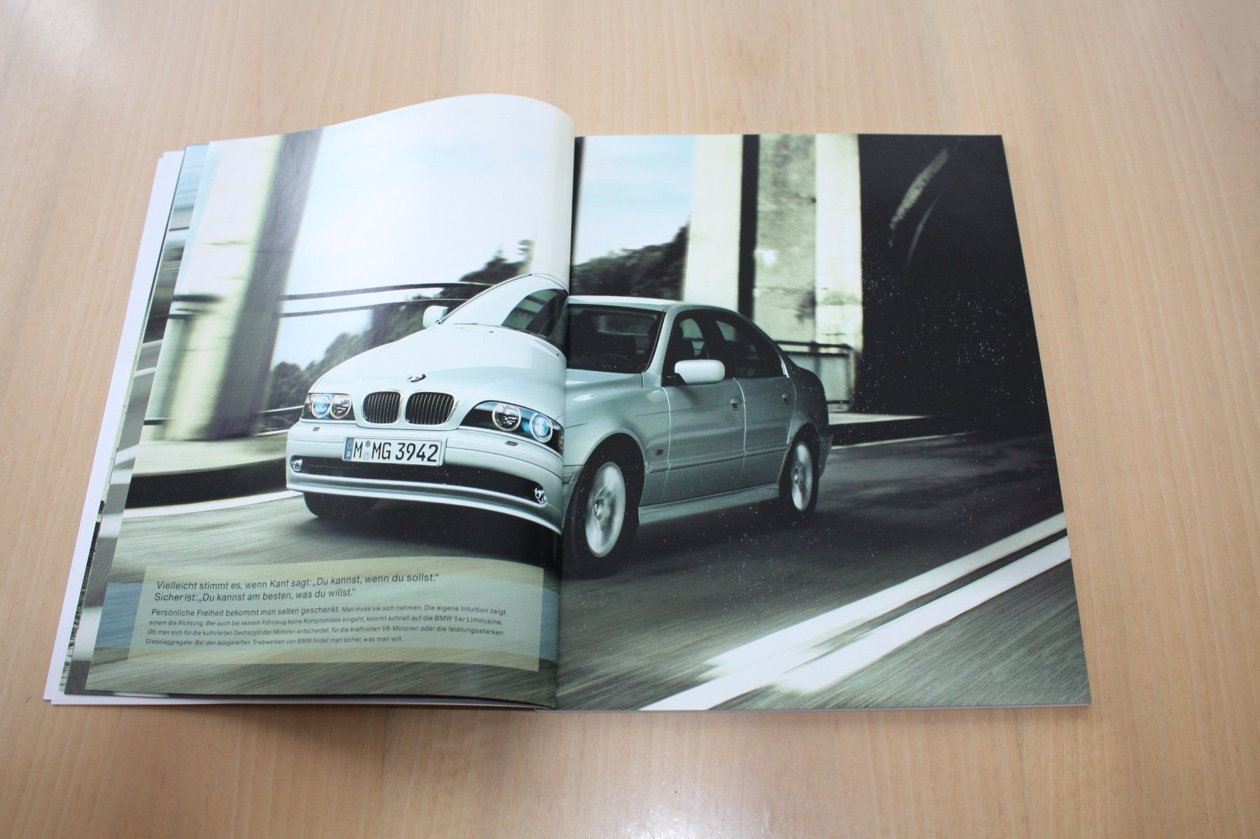 BMW Documents: BMW 5er E39 Prospekt 2002 – D'occasion à Wikon par erwin400 2