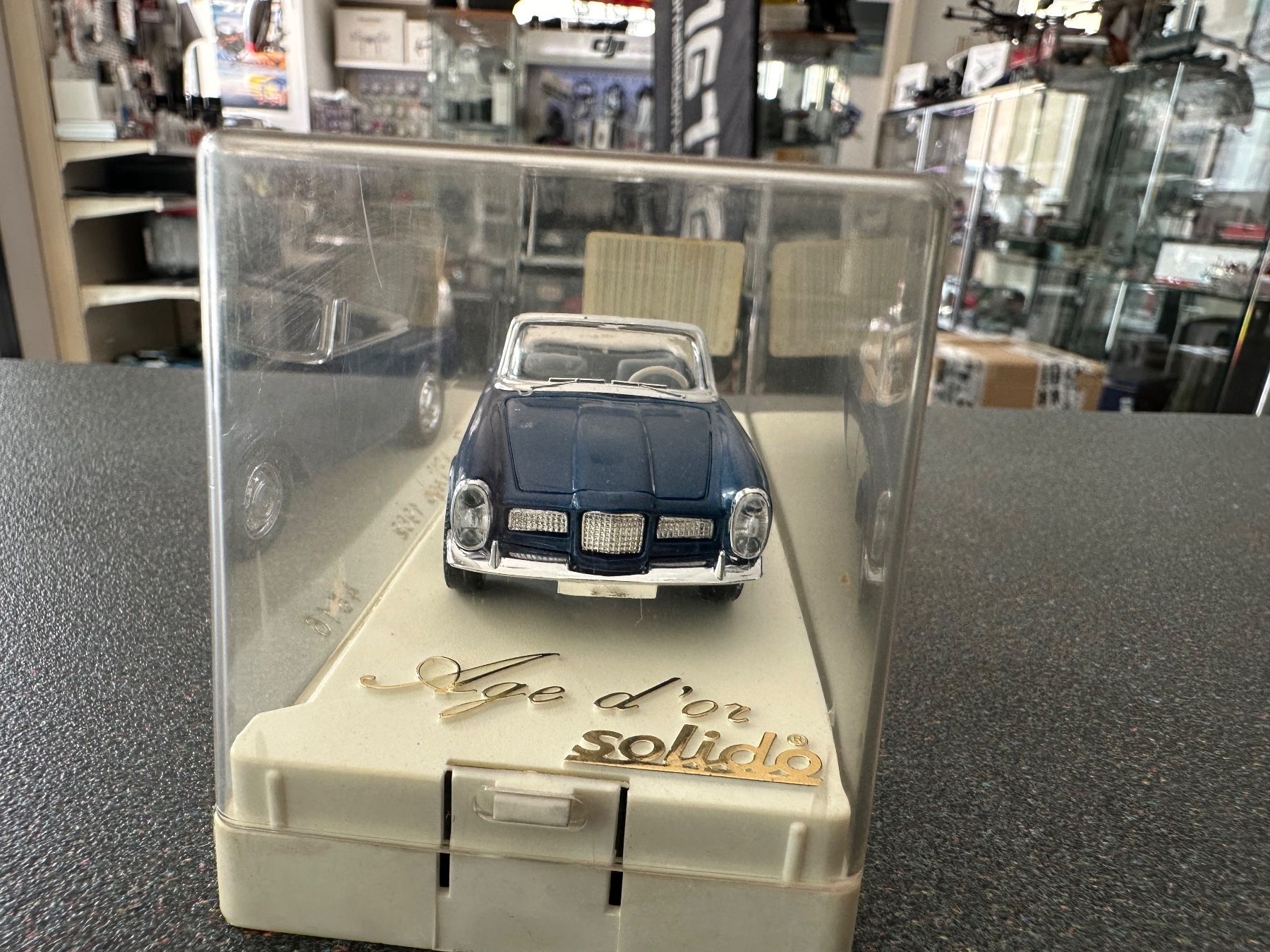 Solido Modellini d'auto: Solido 1:43 Facel Vega Cabrio blu 1962 4516 – Usato da Chiasso venduto da Carrara-Modellismo 2