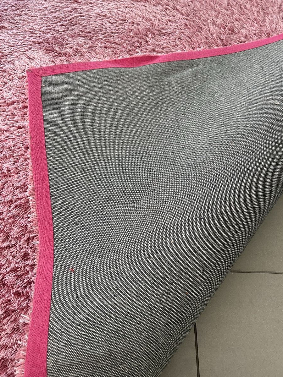 Pfister Tappeti: Hochflor Teppich Rosa 2 x – Usato da Aarau venduto da Robib8 2