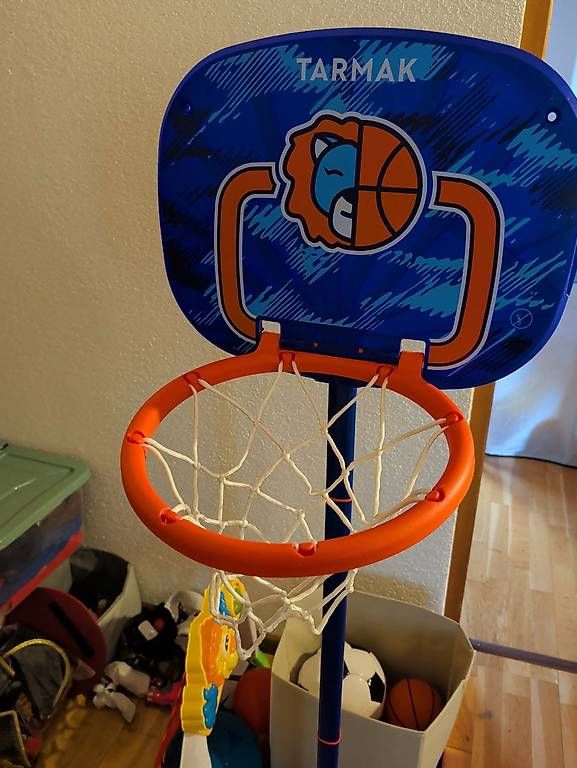 Basketballkörbe: Panier de basket pour enfants  8 CHF – Gebraucht aus Bulle von EllaFamily 1