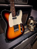 Fender MIJ Heritage 60s Telecaster Custom  3-Color Sunburst