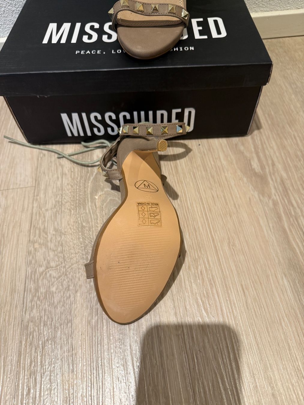 Scarpe da donna: Missguided High Heels – Usato da Weesen venduto da naz_m6gj 2