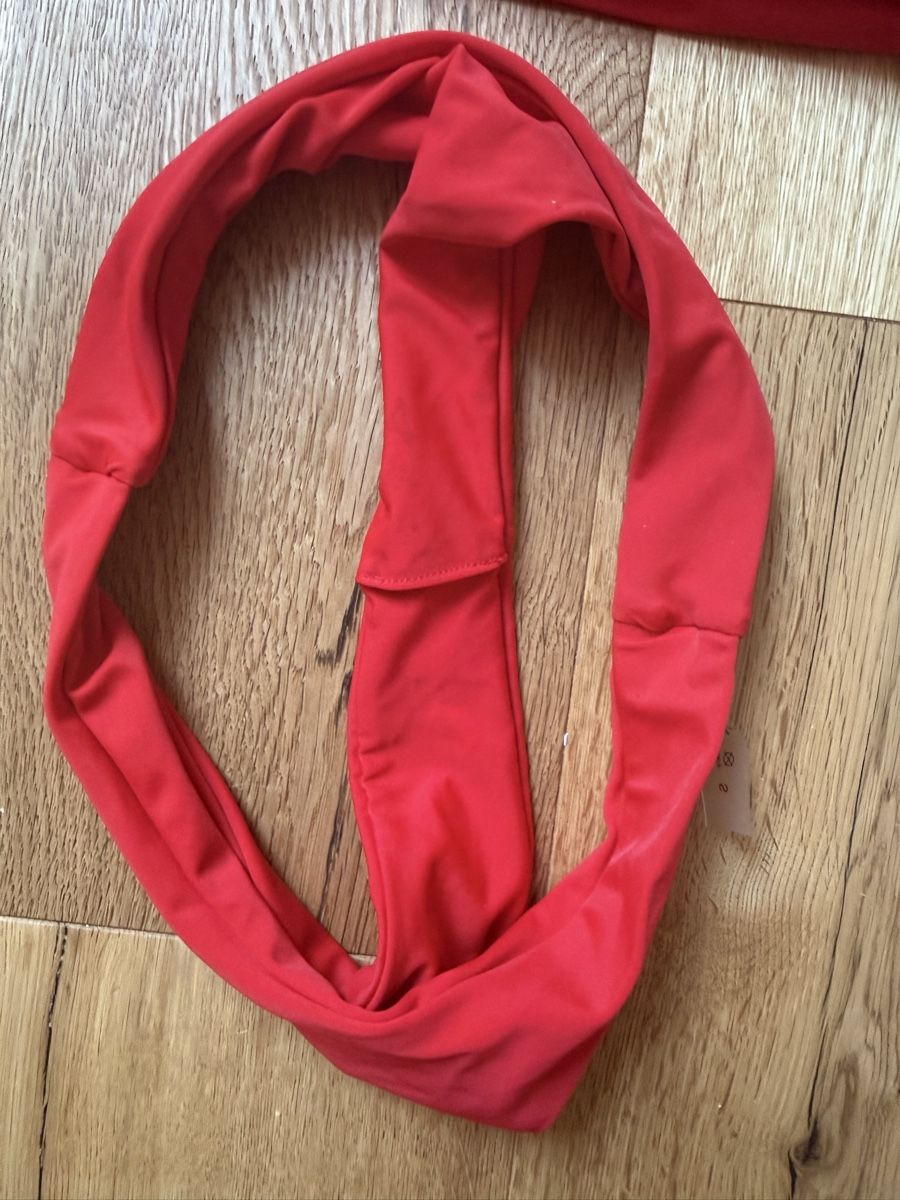 Badekleider & Bikinis: Bikini rot Grösse S  – Gebraucht aus Hüttwilen von sar_8gj7 1