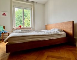 Schönes Massivholzbett - robust, natürlich, wohnlich