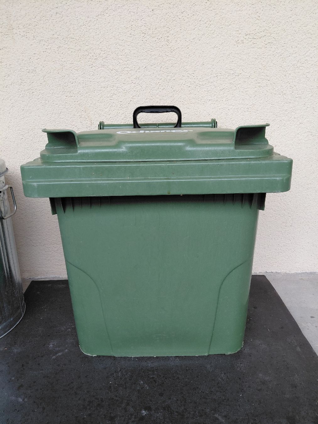 Ochsner Cestini per rifiuti: ORIGINAL OCHSNER- CHÜBEL/  GRÜNGUTCONTAINER 60L – Usato da Embrach venduto da avesi 1